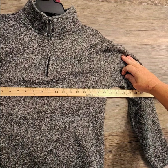 Mountain Ridge Heathered Gray Quarter-Zip Pullover - Picture 10 of 11